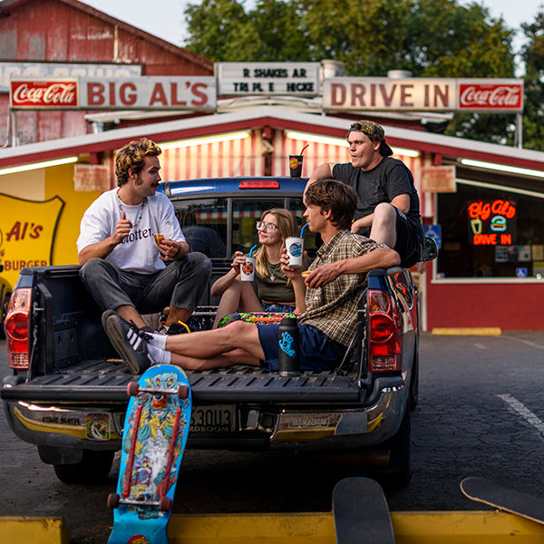 16oz-pint-cup-santa-cruz-f4 16oz_pints_santa_cruz_2_vacationdot_wavedot_skaters_truckbed_square.jpg