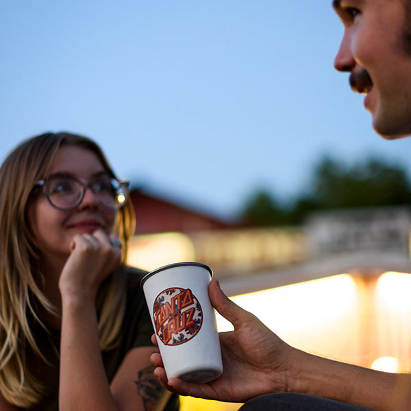 16oz-pint-cup-santa-cruz-f4 16oz_pints_santa_cruz_vacationdot_couple_square.jpg