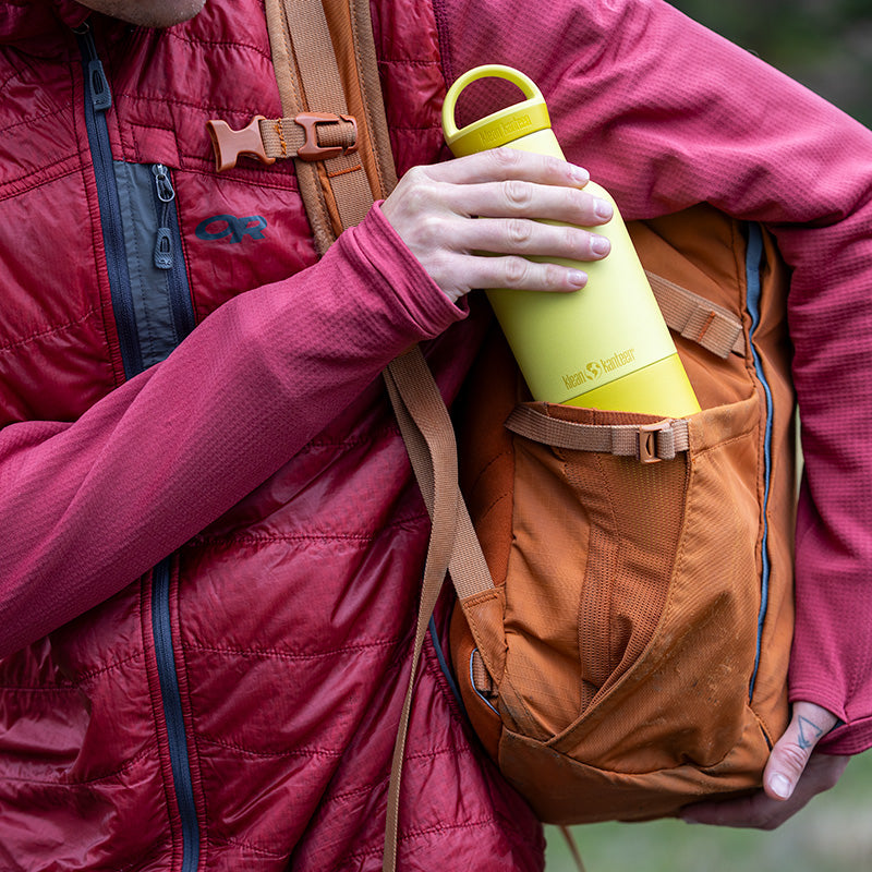 20oz-rise-classic-with-arch-loop-cap-s2 20oz_rise_classic_insulated_bottle_acacia_backpack_square.jpg