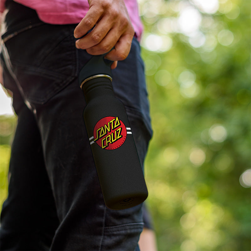 27oz-classic-with-flip-seal-sport-cap-santa-cruz-o9 27oz_classic_water_bottle_santacruz_dot_hand_square.jpg
