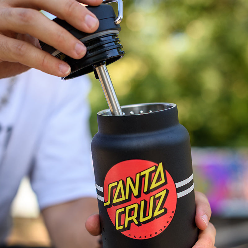 32oz-tkwide-with-twist-cap-santa-cruz-x0 32oz_tkwide_twist_water_bottle_santacruz_dot_lidoff_square.jpg