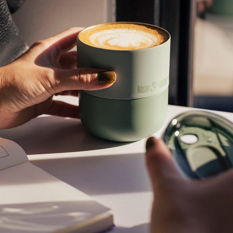 slide-lid-n2 8oz_rise_lowball_iceberg_coffee_espresso_sun_slide_lid_closeup_square.jpg