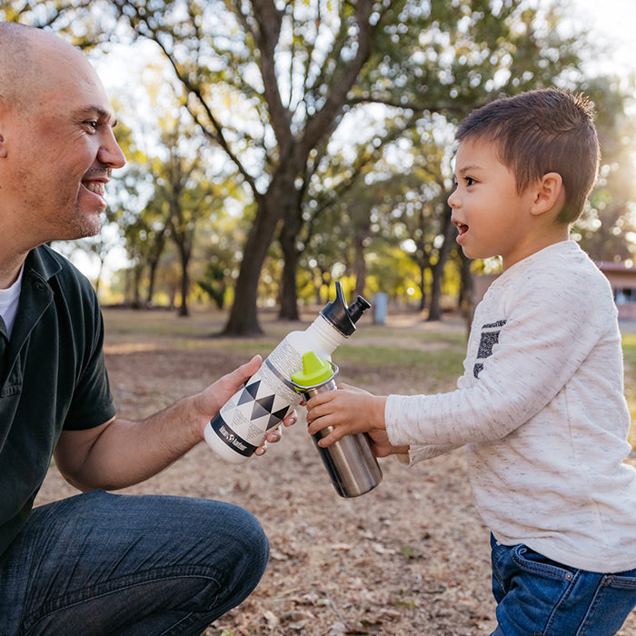 classic-kid-sippy-cap-g9 K12CNSIPPY-BS-sippy_cap_dad_lifestyle.jpg