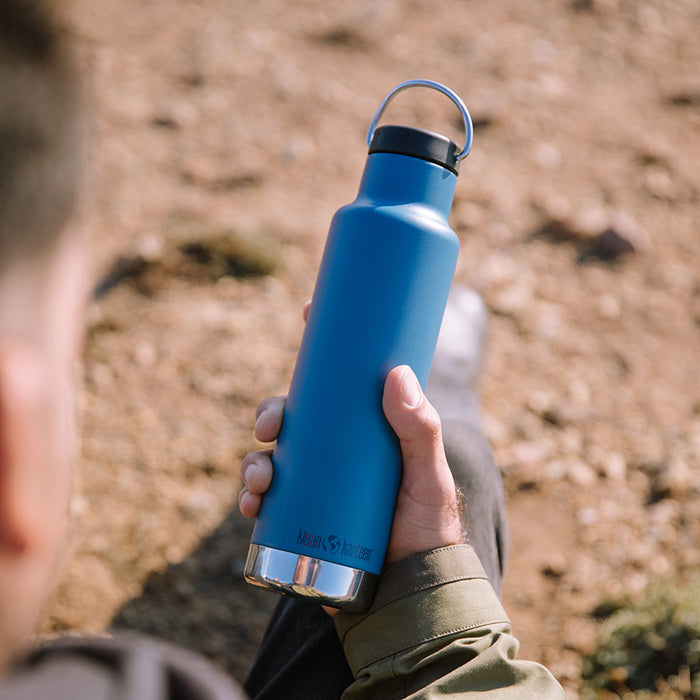 classic-loop-cap-m6 K20VCNPPL-RT-bottle_loop_cap_blue_lifestyle.jpg