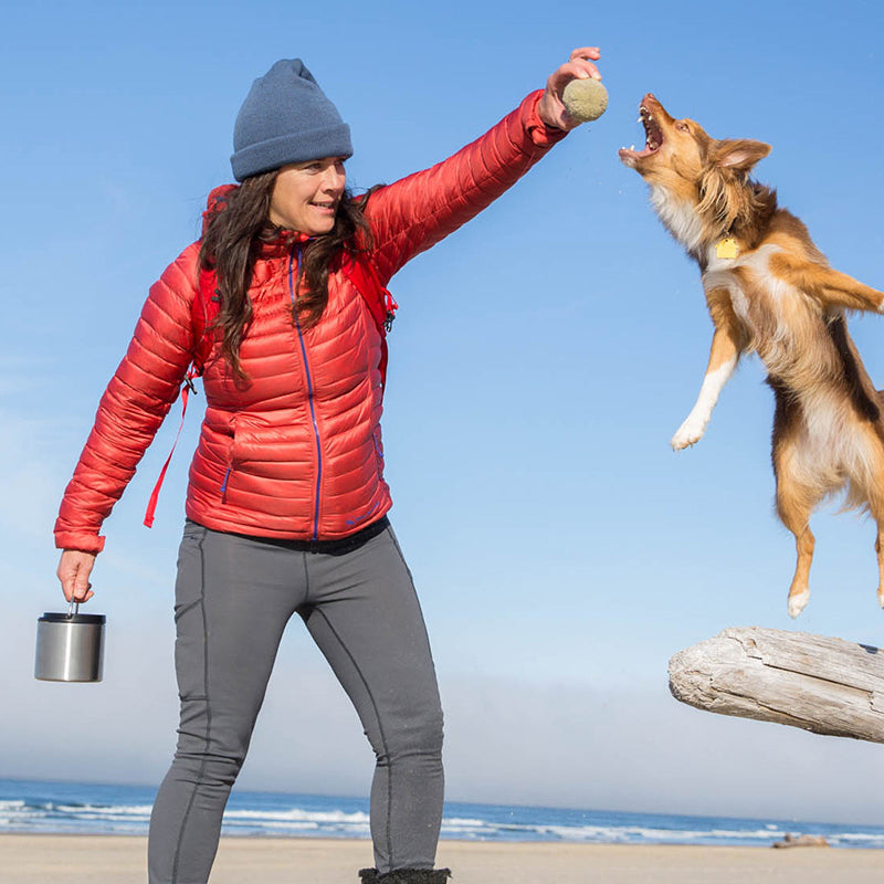 32oz-tkcanister-food-container-b1 food_canister_32oz_girl_beach_dog_jump_square.jpg