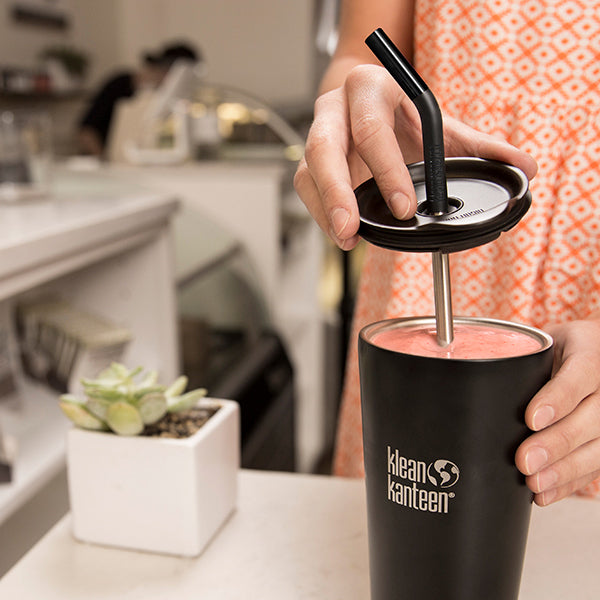 tumbler-straw-lid-with-straw-q2 steel_straw_smoothie-At-Counter-With-Lid_lifestyle_a071dbd2-9fd8-4eea-b04c-2a3732ff8612.jpg
