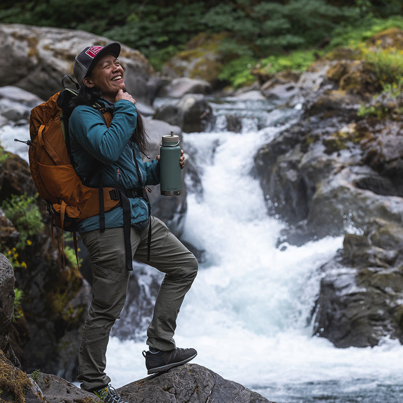 32oz-tkwide-with-twist-cap-p3 tkwide_32oz_insulated_bottle_twist_backpack_river_guy_square.jpg