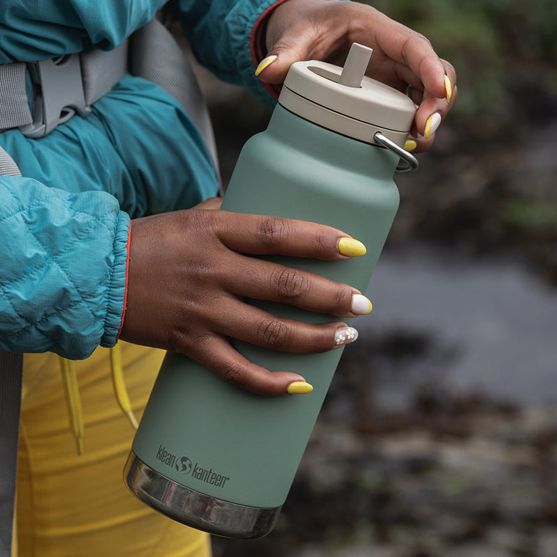 32oz-tkwide-made-to-do-more-bundle-e6 tkwide_32oz_insulated_bottle_twist_closeup_seapsray_hand_square.jpg